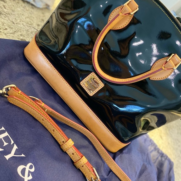 NEW Dooney and Burke - Picture 5 of 6